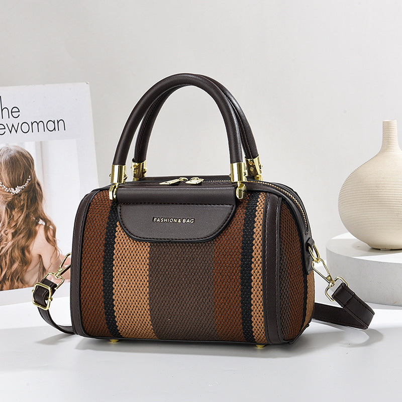 Minimalist and Elegant Women's Handbag